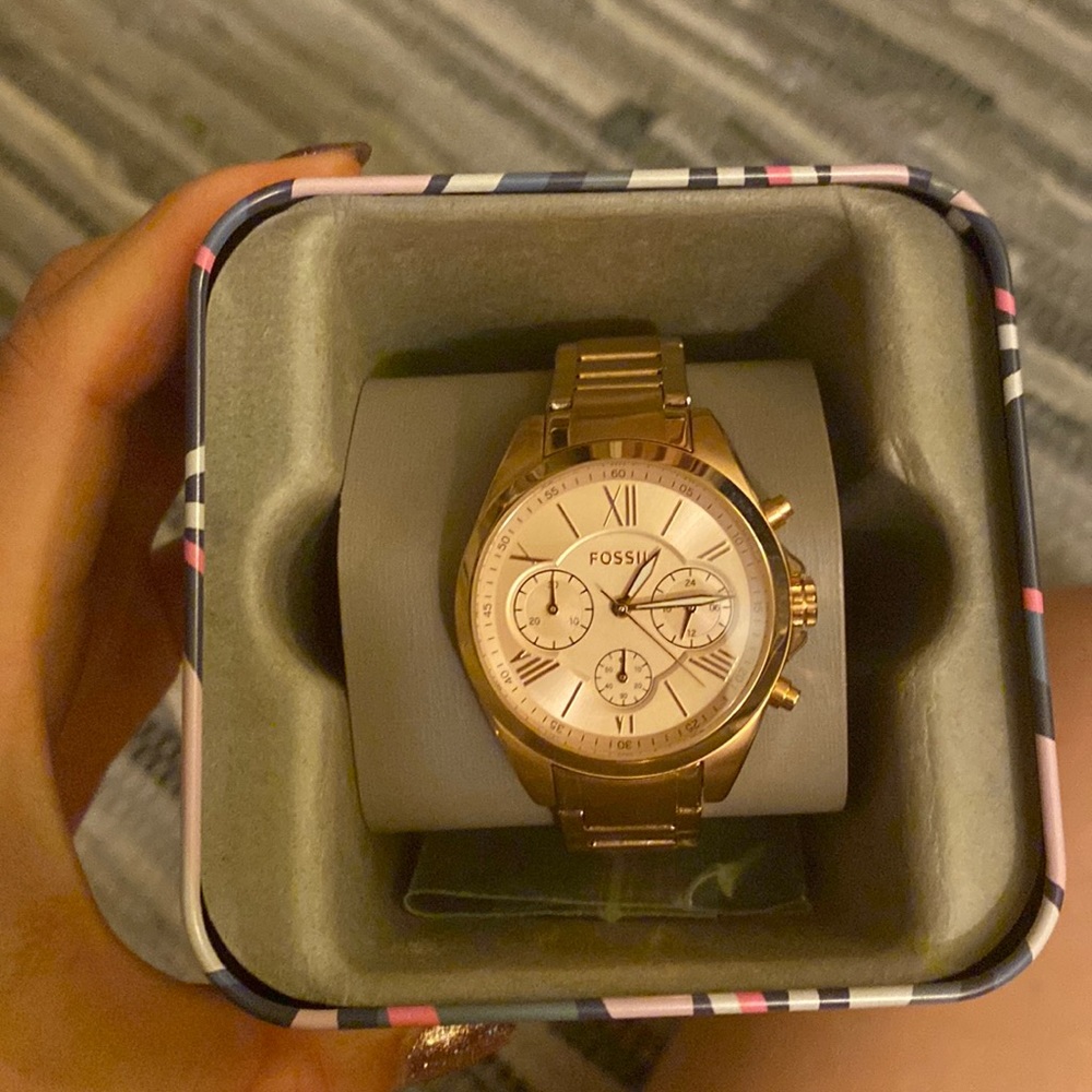 Fossil Analog Watch - image 1